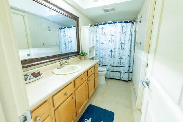 3215 NE 15TH Street 203, Pompano Beach, FL 33062