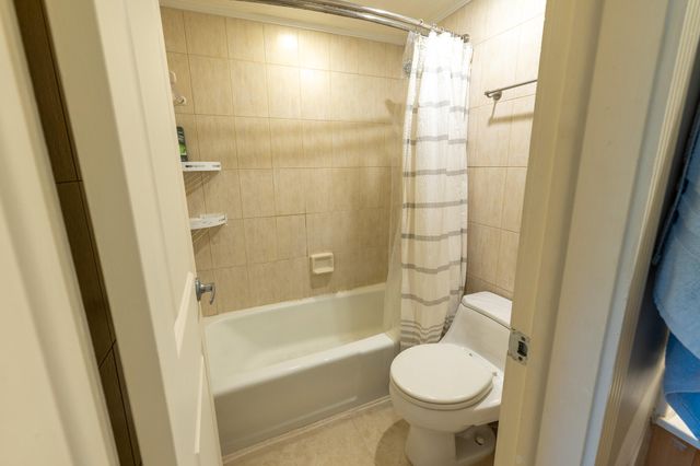 3215 NE 15TH Street 203, Pompano Beach, FL 33062