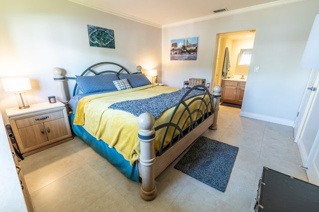 3215 NE 15TH Street 203, Pompano Beach, FL 33062