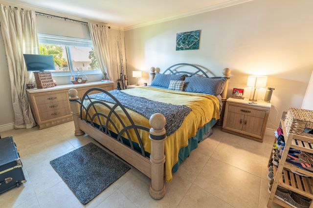 3215 NE 15TH Street 203, Pompano Beach, FL 33062