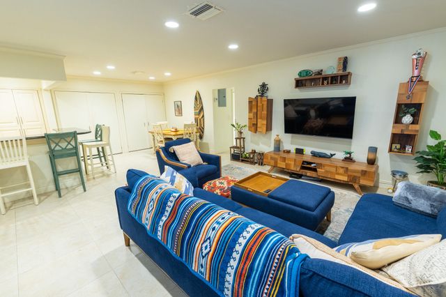 3215 NE 15TH Street 203, Pompano Beach, FL 33062