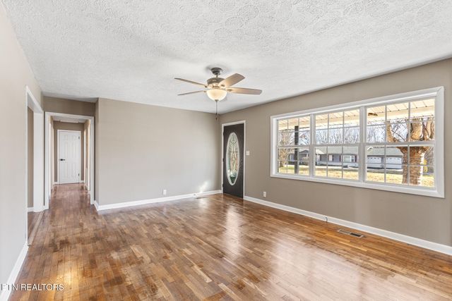 151 Co Rd 177, Athens, TN 37303