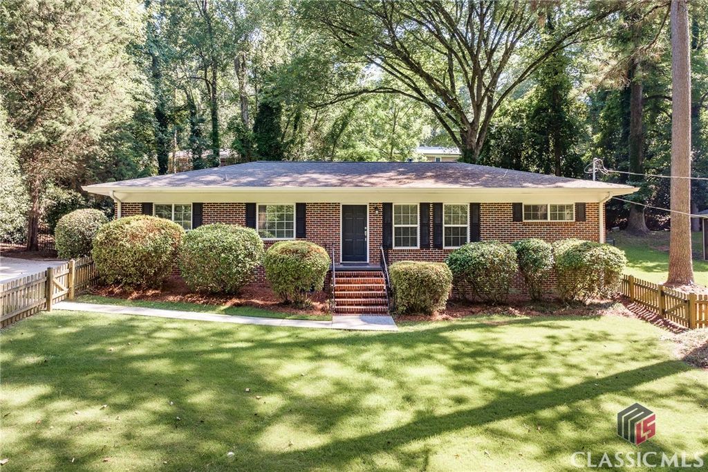 225 Riverside Drive, Athens, GA 30606