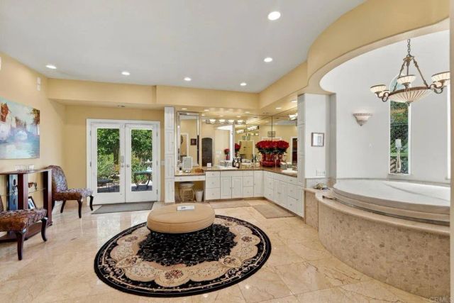 3102 Quiet Hills Place, Escondido, CA 92029