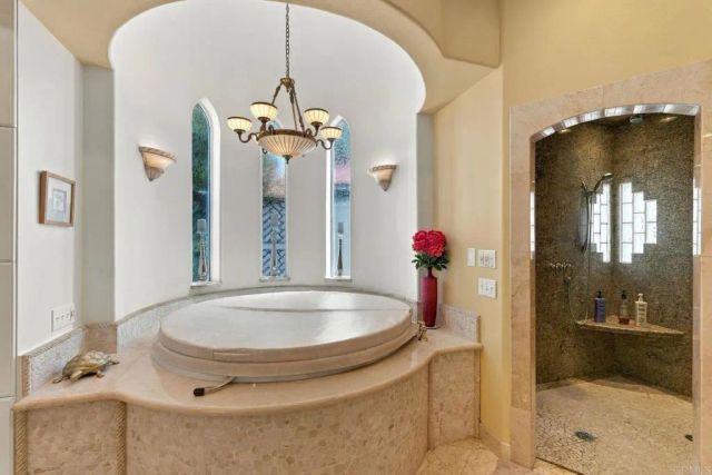 3102 Quiet Hills Place, Escondido, CA 92029