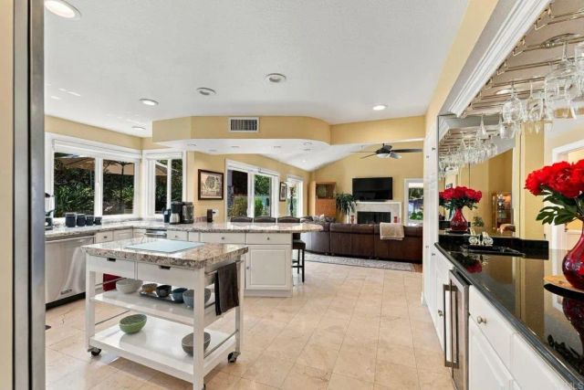 3102 Quiet Hills Place, Escondido, CA 92029