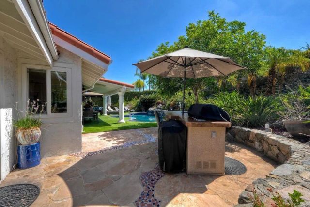 3102 Quiet Hills Place, Escondido, CA 92029