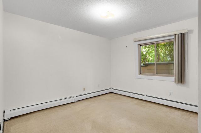 2446 Aldrich Avenue S 107, Minneapolis, MN 55405