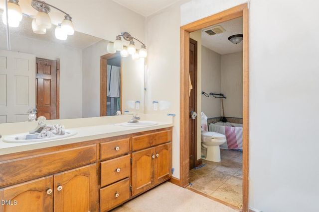 6016 Hampton Ridge Road, Raleigh, NC 27603