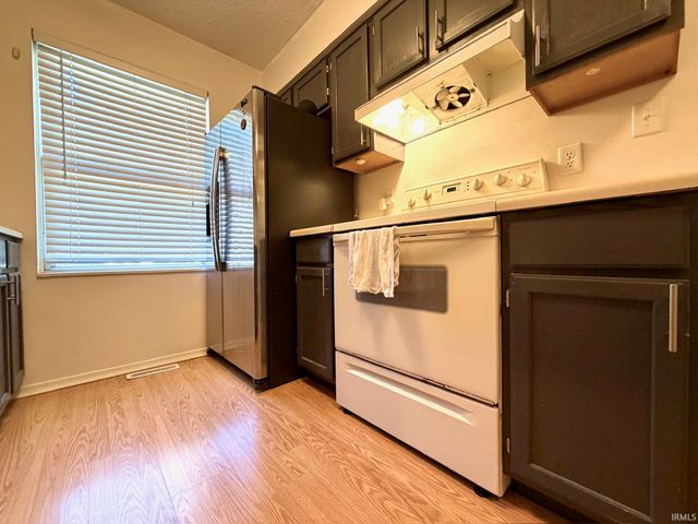 170 J Hunter Drive, Bedford, IN 47421