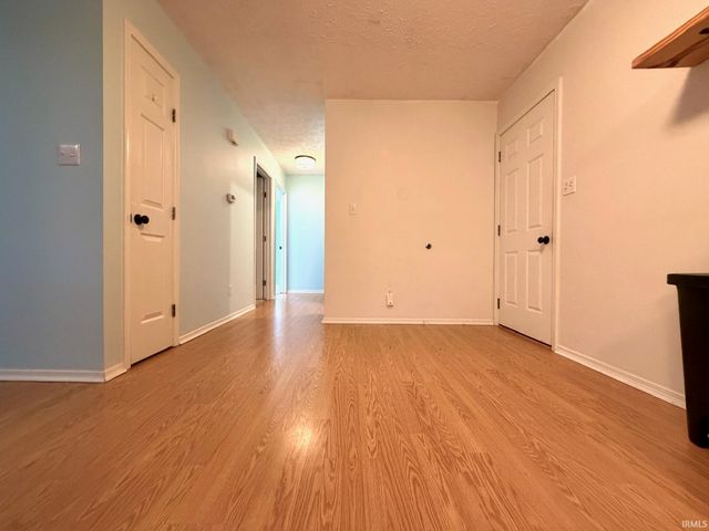 170 J Hunter Drive, Bedford, IN 47421