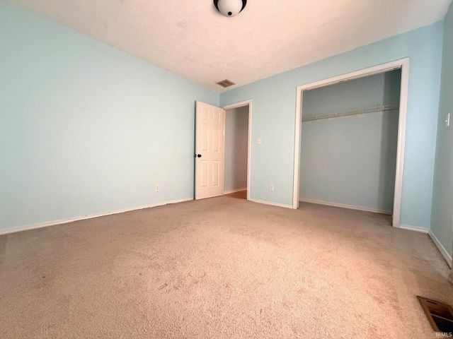 170 J Hunter Drive, Bedford, IN 47421