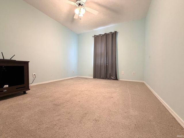170 J Hunter Drive, Bedford, IN 47421