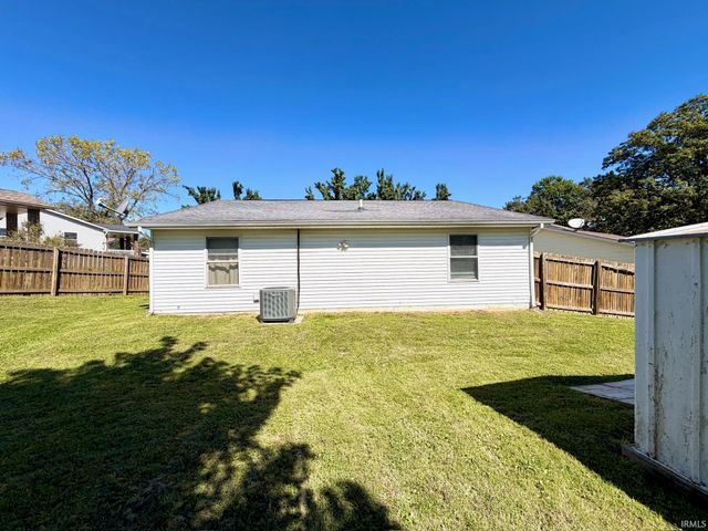 170 J Hunter Drive, Bedford, IN 47421