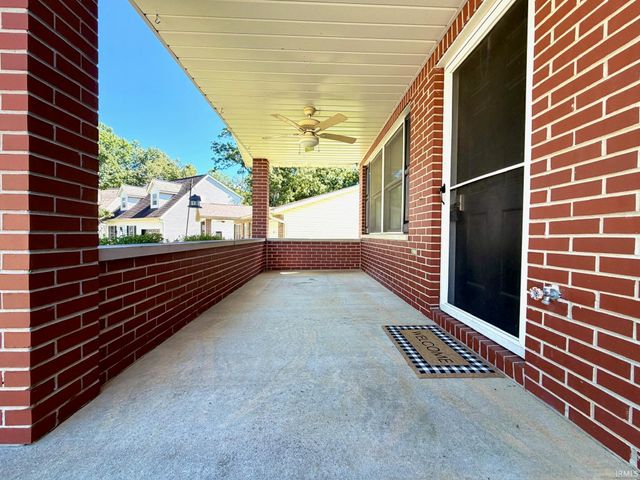 170 J Hunter Drive, Bedford, IN 47421