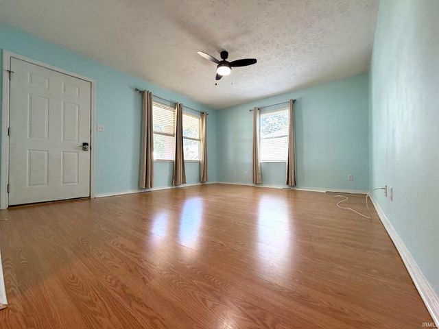 170 J Hunter Drive, Bedford, IN 47421