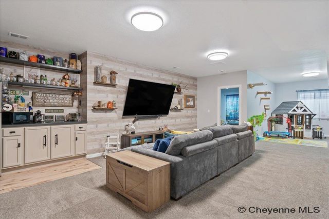 2130 BLUE NORTHER LN, Cheyenne, WY 82007