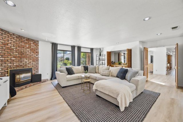 7822 Oak Glen Ln, Granite Bay, CA 95746