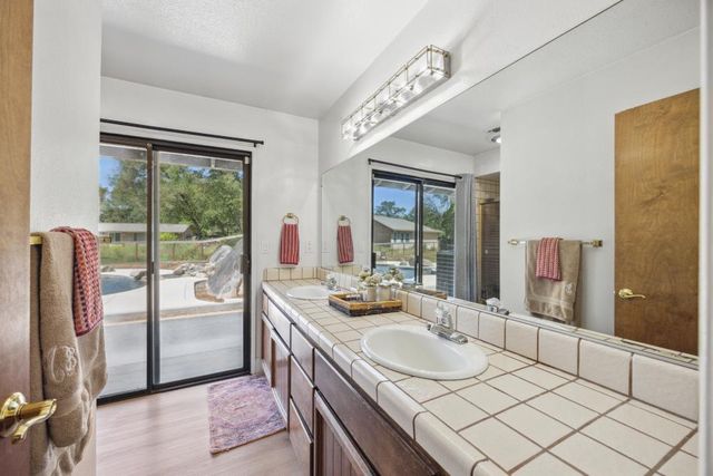 7822 Oak Glen Ln, Granite Bay, CA 95746