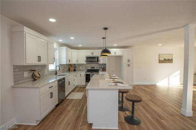 590 Eleanora Drive, Cuyahoga Falls, OH 44223