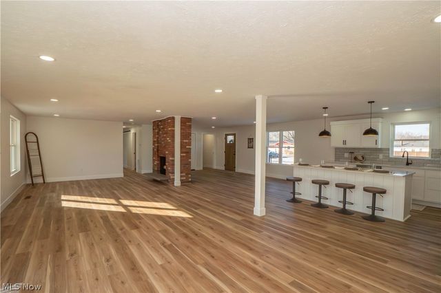 590 Eleanora Drive, Cuyahoga Falls, OH 44223