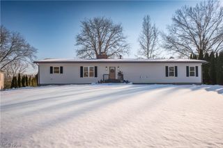 590 Eleanora Drive, Cuyahoga Falls, OH 44223
