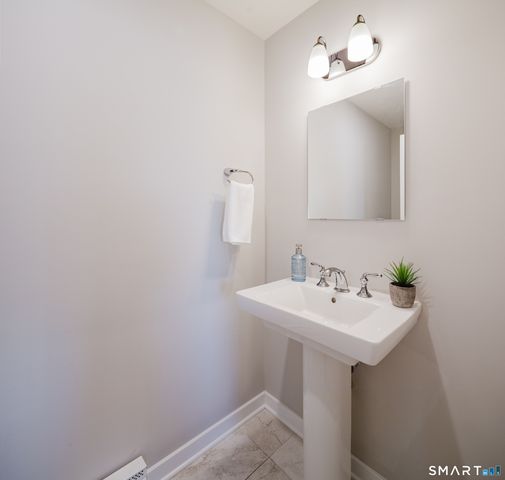 1385 Washington Boulevard 5, Stamford, CT 06902