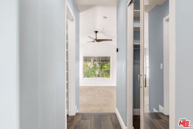 6221 Penfield Avenue, Woodland Hills (los Angeles), CA 91367