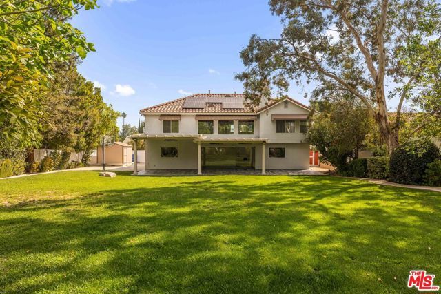 6221 Penfield Avenue, Woodland Hills (los Angeles), CA 91367