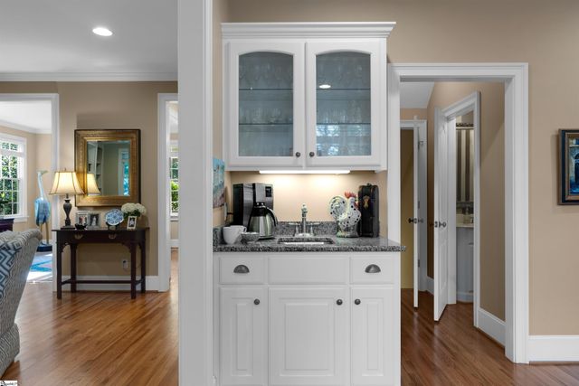 1 Shady Lane, Greenville, SC 29605