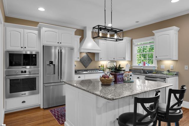 1 Shady Lane, Greenville, SC 29605