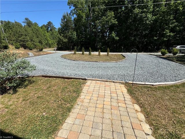 4542 Mountain Spring Road, Germanton, NC 27019