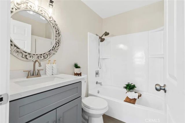 10089 15th Street 16, Garden Grove, CA 92843