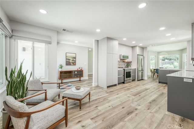 750 E Wood Duck Circle, Fresno, CA 93730