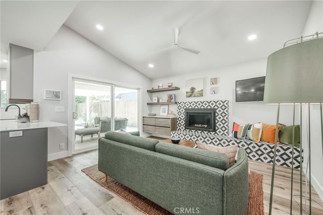 750 E Wood Duck Circle, Fresno, CA 93730