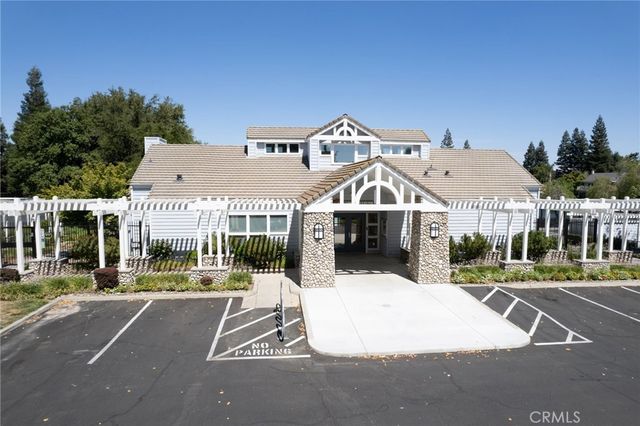 750 E Wood Duck Circle, Fresno, CA 93730