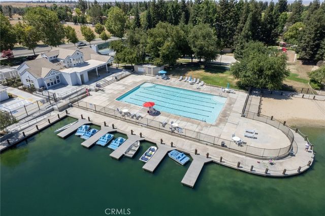 750 E Wood Duck Circle, Fresno, CA 93730