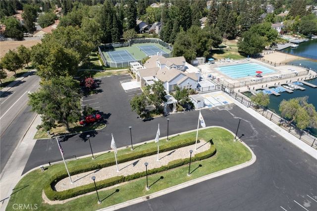750 E Wood Duck Circle, Fresno, CA 93730