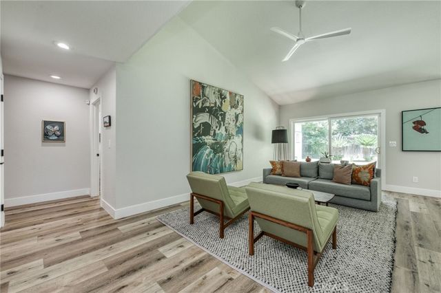 750 E Wood Duck Circle, Fresno, CA 93730