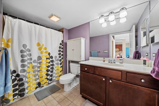 1001 W 15th Street 410, Chicago, IL 60608