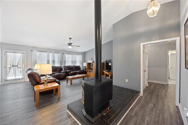 5715 Hickory Fork RD, Gloucester, VA 23061