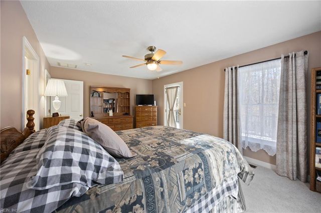 5715 Hickory Fork RD, Gloucester, VA 23061