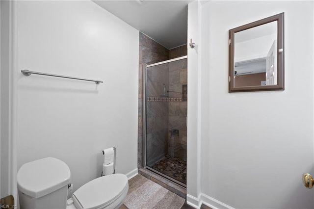 5715 Hickory Fork RD, Gloucester, VA 23061