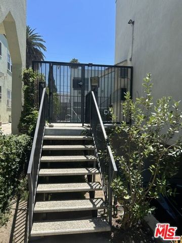 346 S Van Ness Avenue 10, Los Angeles, CA 90020