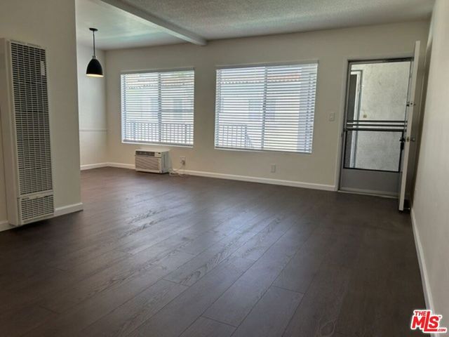 346 S Van Ness Avenue 10, Los Angeles, CA 90020