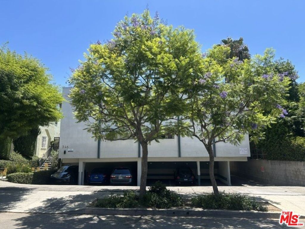346 S Van Ness Avenue 10, Los Angeles, CA 90020