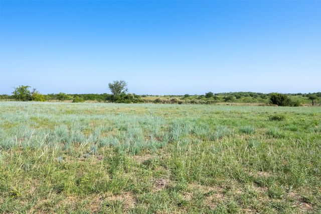 5728 N Sunchase Drive, Granbury, TX 76049