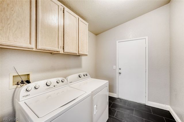 8533 Sierra Cima Lane, Las Vegas, NV 89128