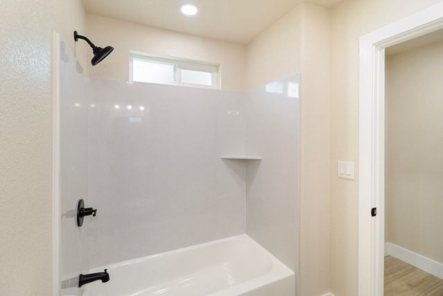 2460 S Balls Ferry Road, Anderson, CA 96007