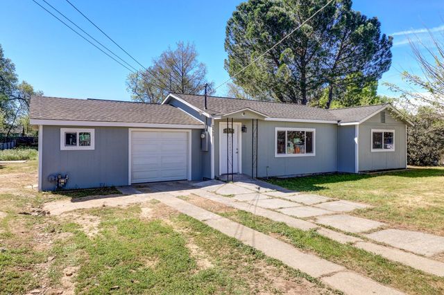 2460 S Balls Ferry Road, Anderson, CA 96007